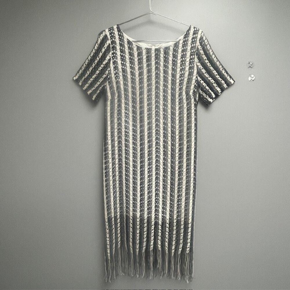 Danillo Boutique Short Sleeve Fringed Hem - Flat Lined Women's Dress - Size 16